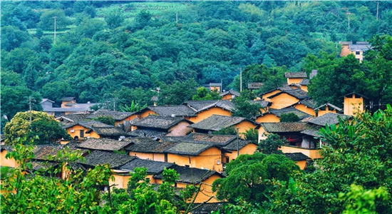 弥勒旅游