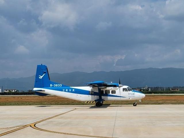 红河弥勒东风机场通航