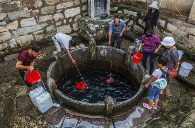 建水大板井：水味之美 冠甲全滇